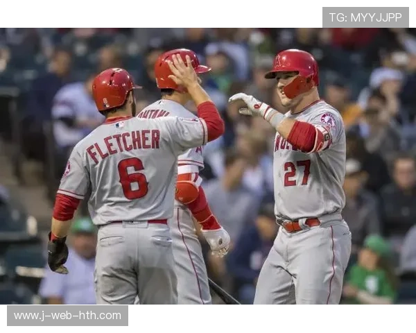 MLB外场接杀挽救了球队赛季尊严