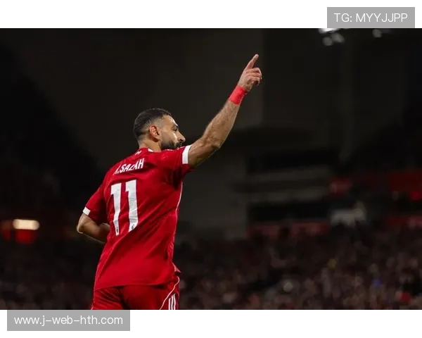 布莱顿中场传递如流水般流畅，精妙配合引领足球新风潮